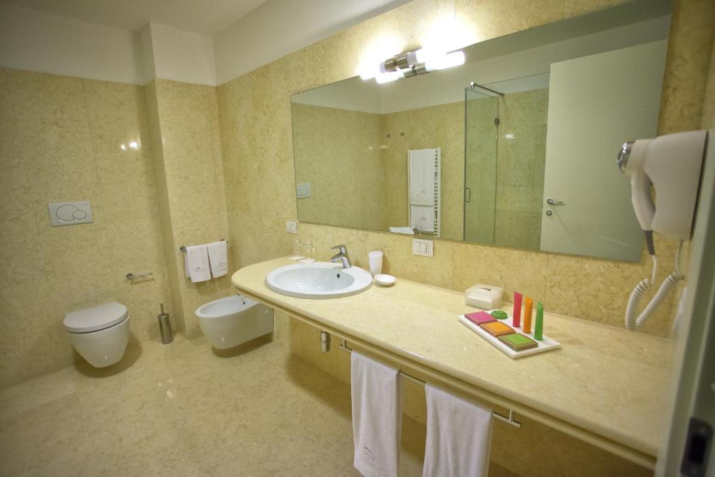 La Dimora Del Baco Hotel LʼAquila Pokoj fotografie